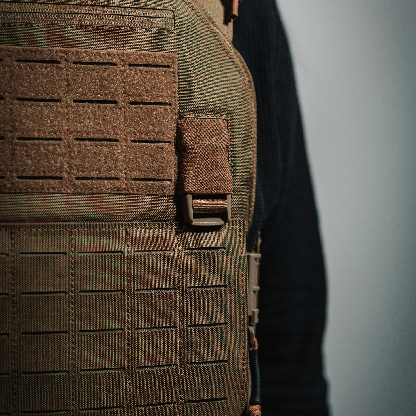 The Shinto Tactical Plate Carrier - Khaki (Layer 2 - Core) - Longshot Tactical
