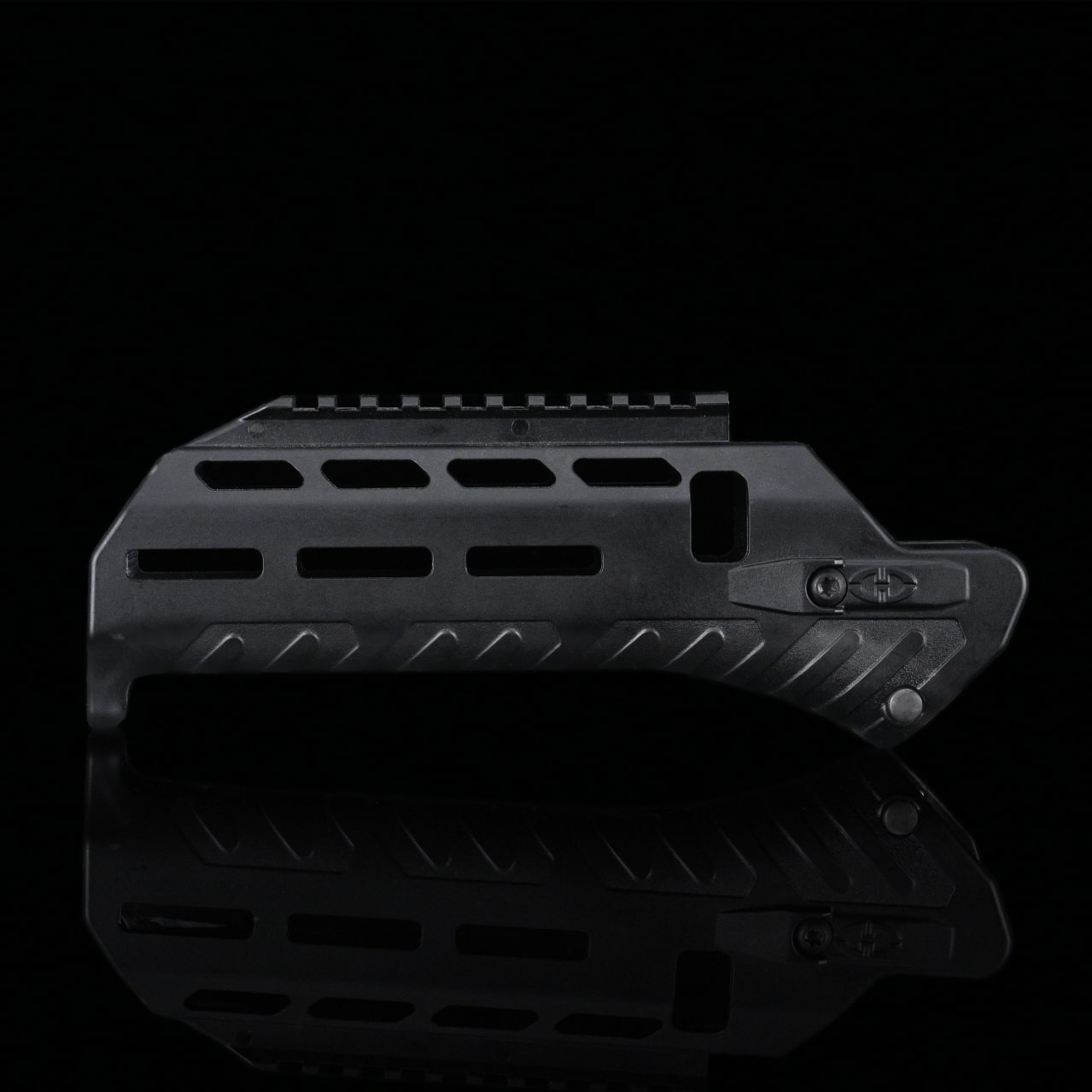 Silverback MDRX 16″ Handguard (Black / FDE) - Longshot Tactical