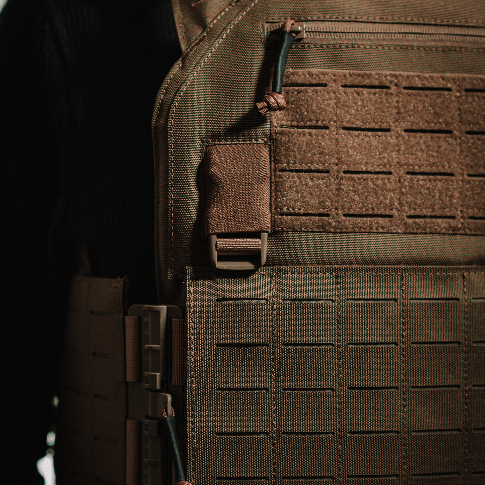 The Shinto Tactical Plate Carrier - Khaki (Layer 2 - Core) - Longshot Tactical