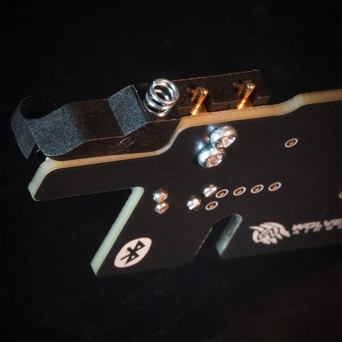 Wolverine BLINC Bluetooth® FCU with Bifrost BT Tracer for MTW / Article Series - Longshot Tactical